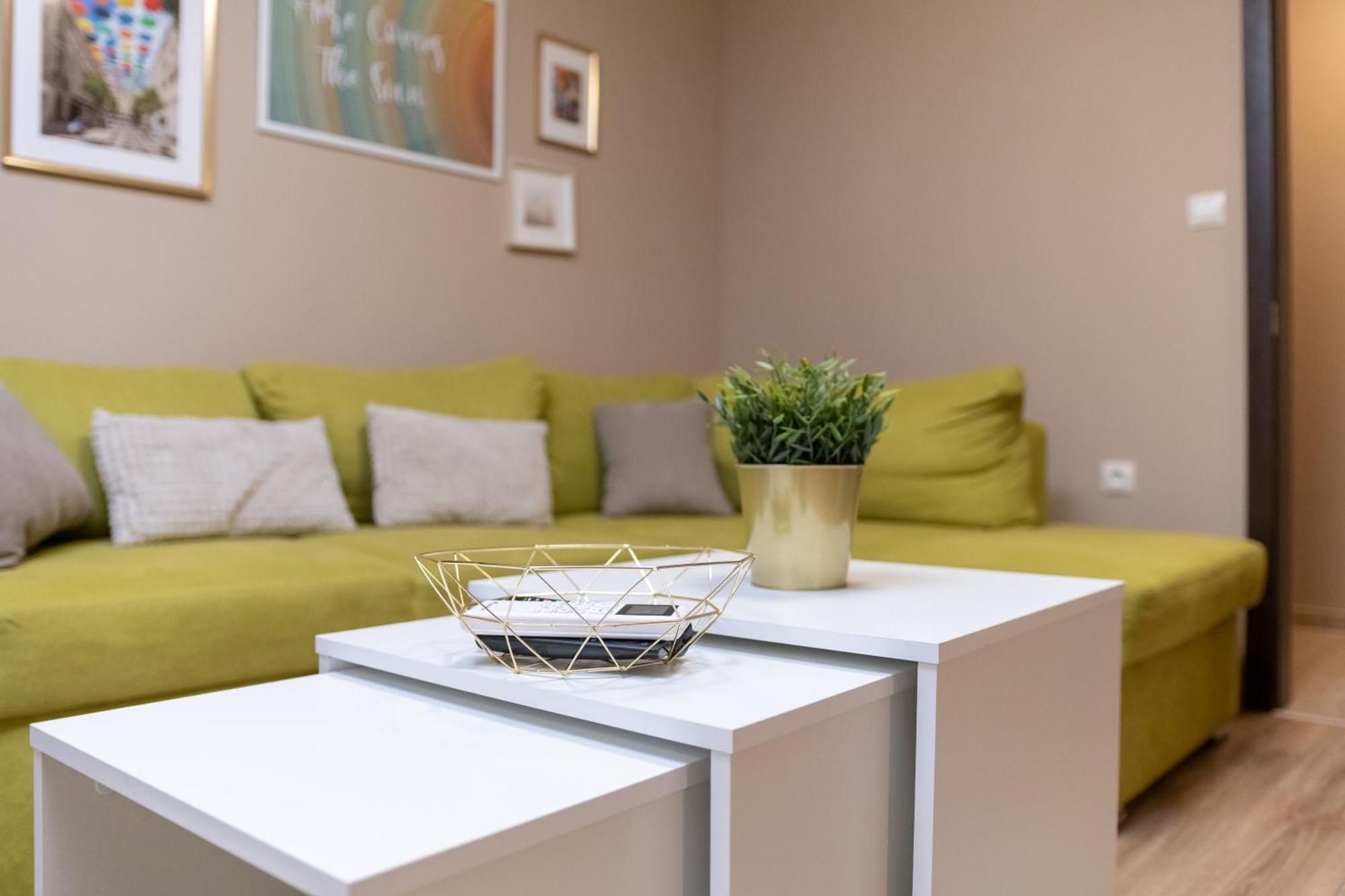 1-bed *