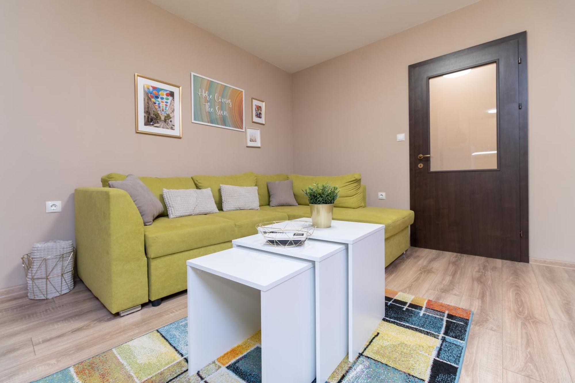 1-bed Apartment *